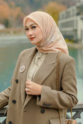 The Nada Square - Mi