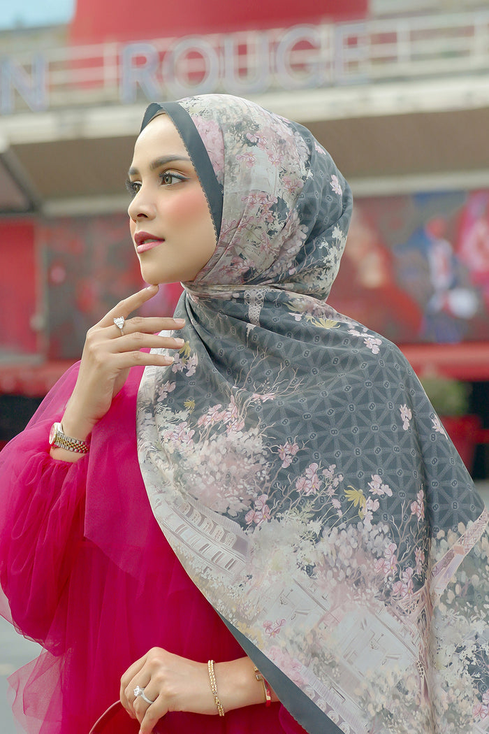 The Parisian Satin Shawl - Bonne Nuit