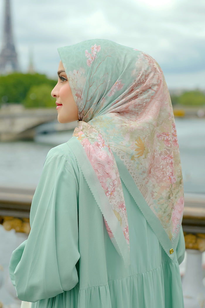 The Parisian Square - Bonbon