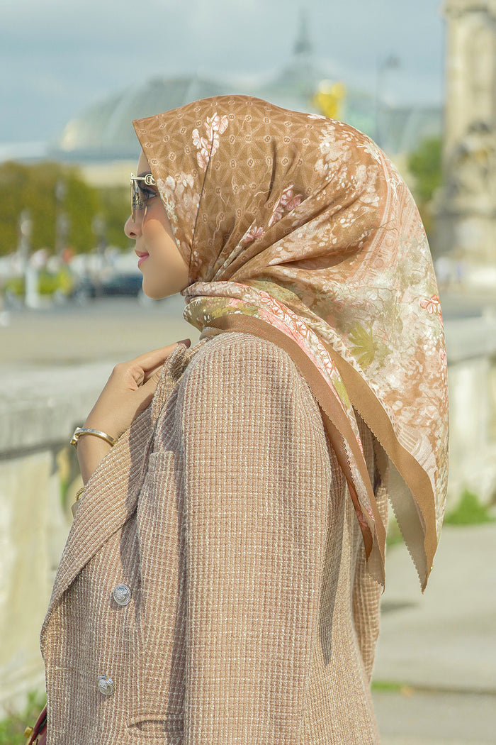 The Parisian Square - Croissant