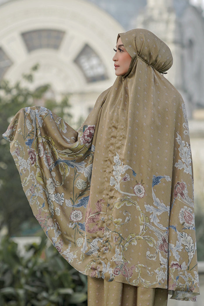 The Royale Prayer Robe - Mustard