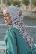 The Royale Satin Square - White