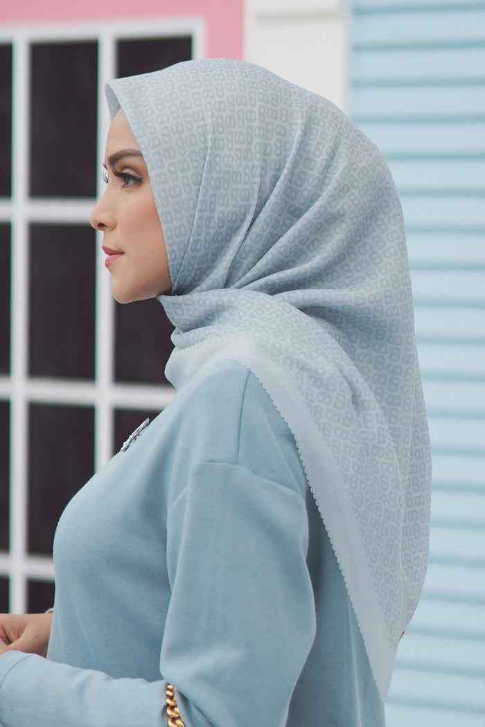The Tapis Square - Baby Blue