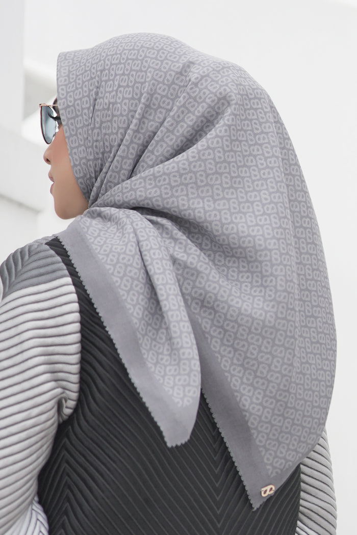 The Tapis Square - Grey