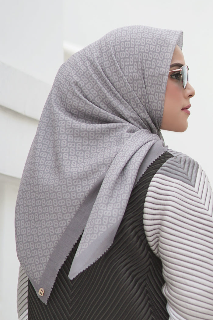 The Tapis Square - Grey