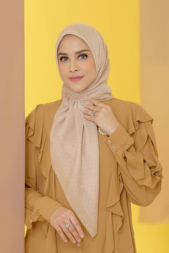 The Tapis Square - Mellow Buff