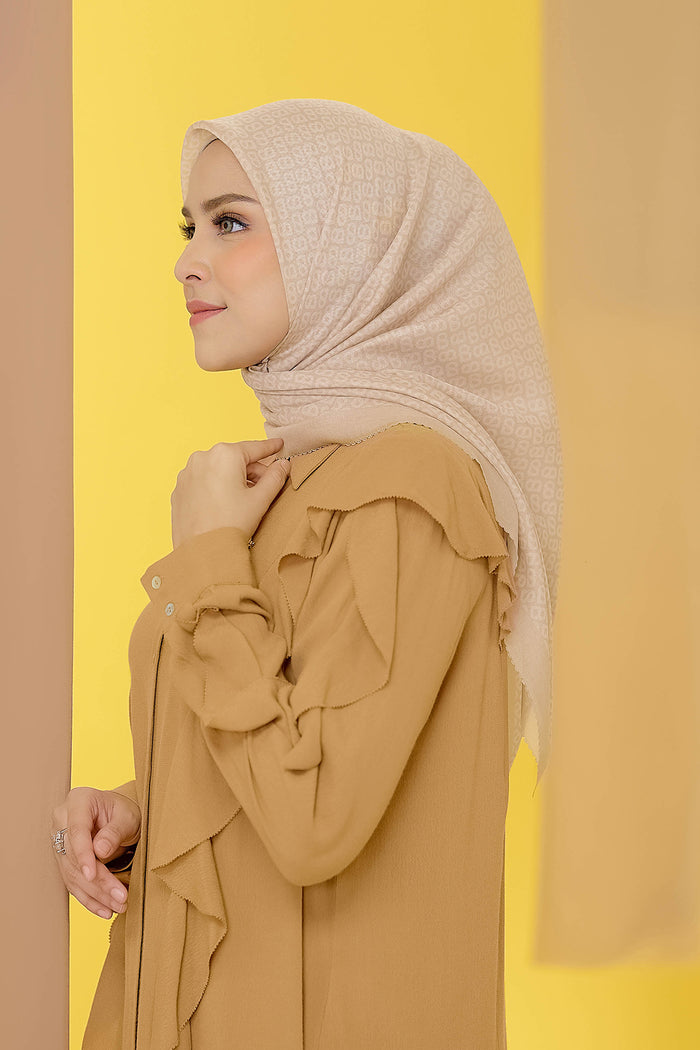 The Tapis Square - Mellow Buff