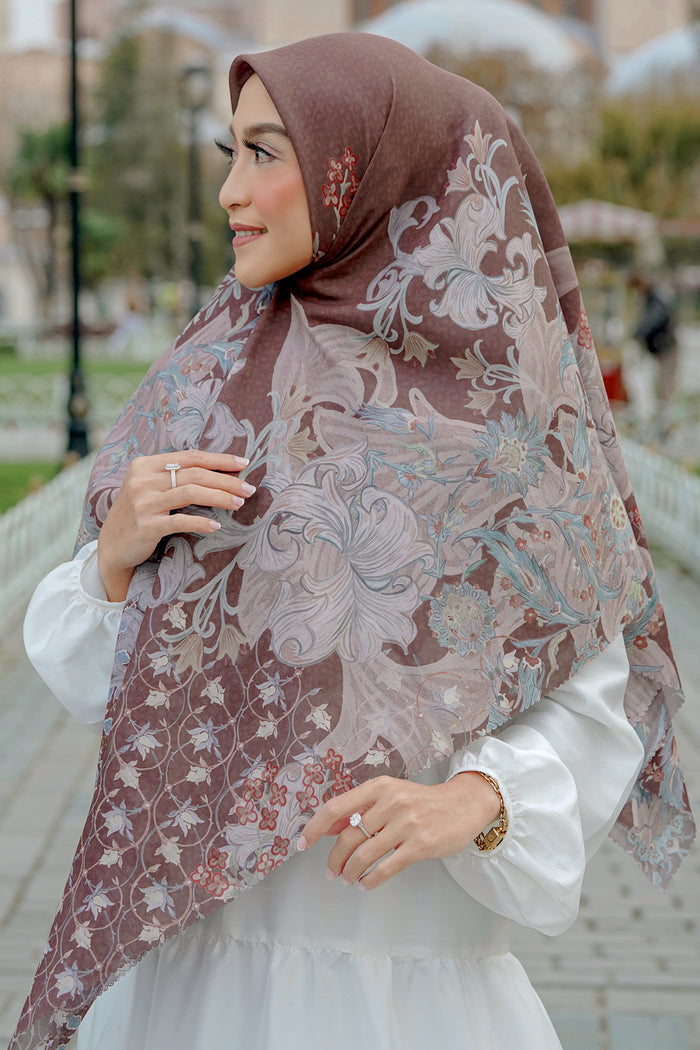The Topkapi Voal Square XL - Pecan