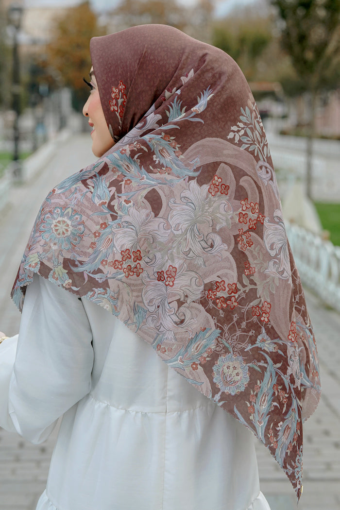 The Topkapi Voal Square XL - Pecan