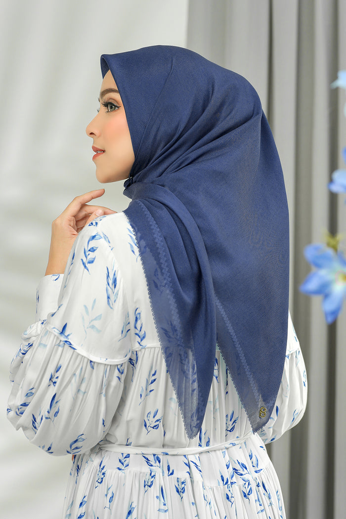 Today's Scarf - Catalina Blue