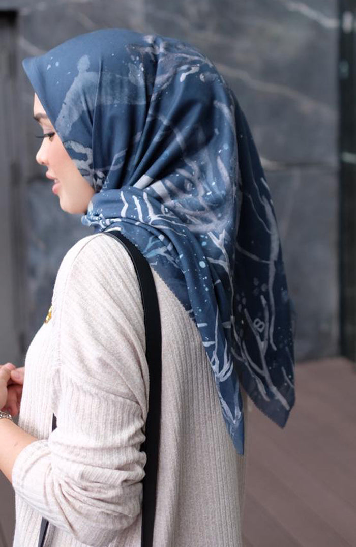Twilight Voal Square - Navy