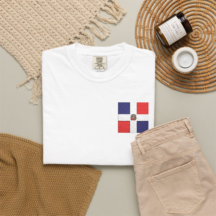 Unisex T-shirt  bordada mapa y bandera República Dominicana