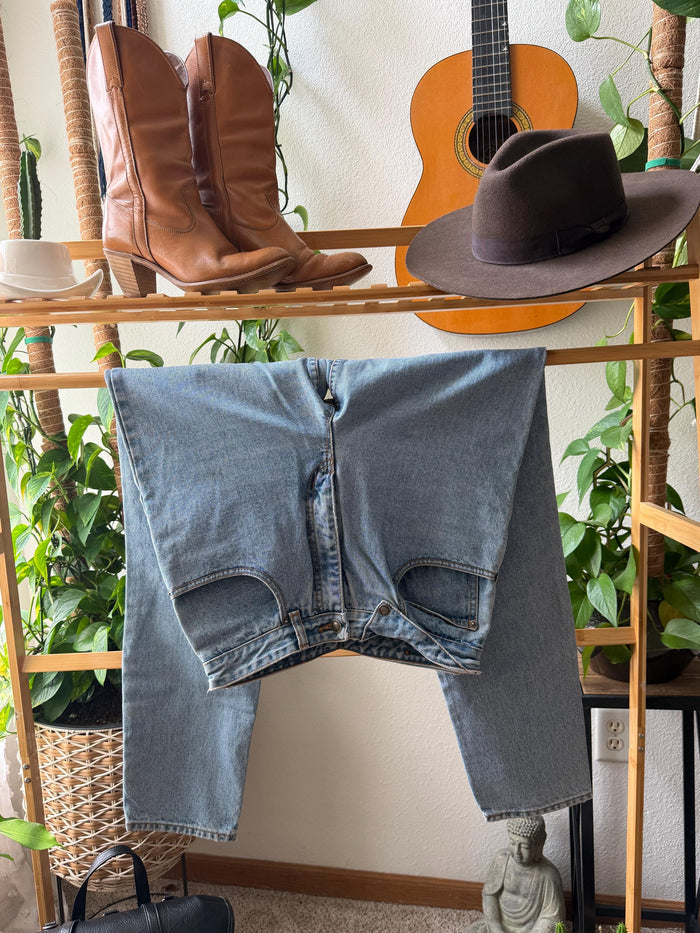 Vintage 90s Lawman Denim Jeans • 100% Cotton • Women’s 11