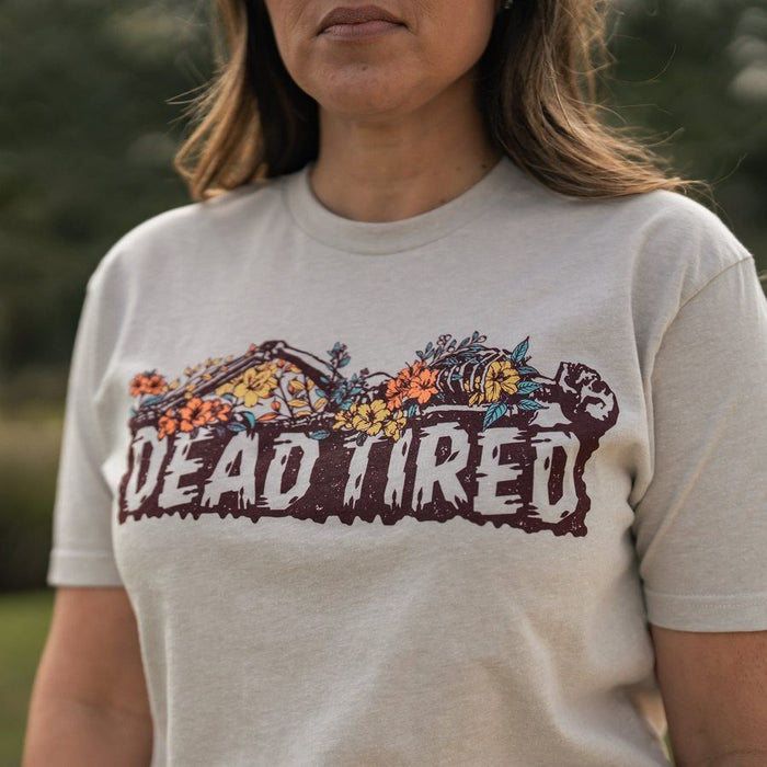 Grunt Style Women's Dead Tired Boyfriend Fit T-Shirt - Sand