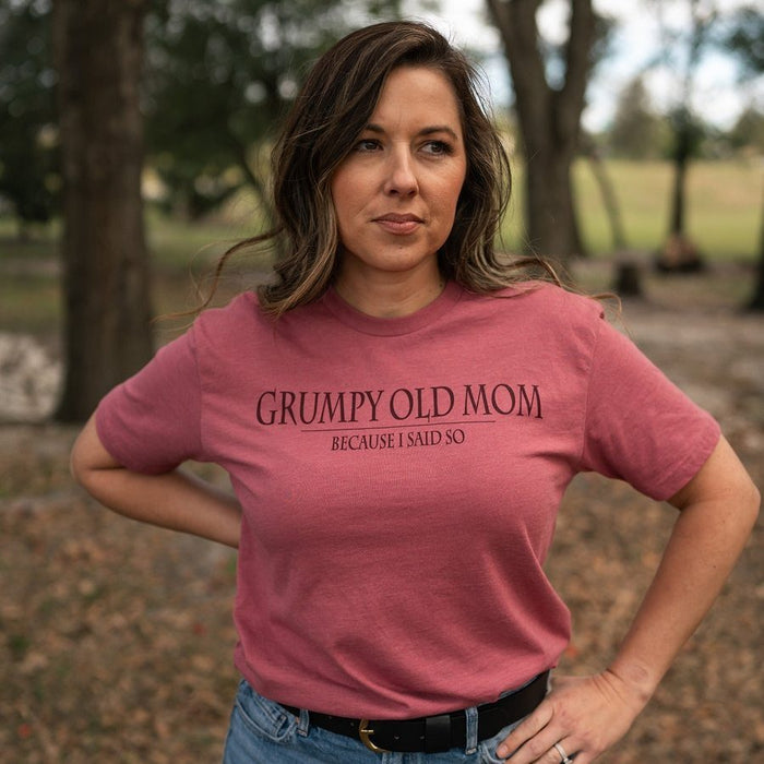 Grunt Style Women's Grumpy Old Mom Boyfriend Fit T-Shirt - Heather Mauve