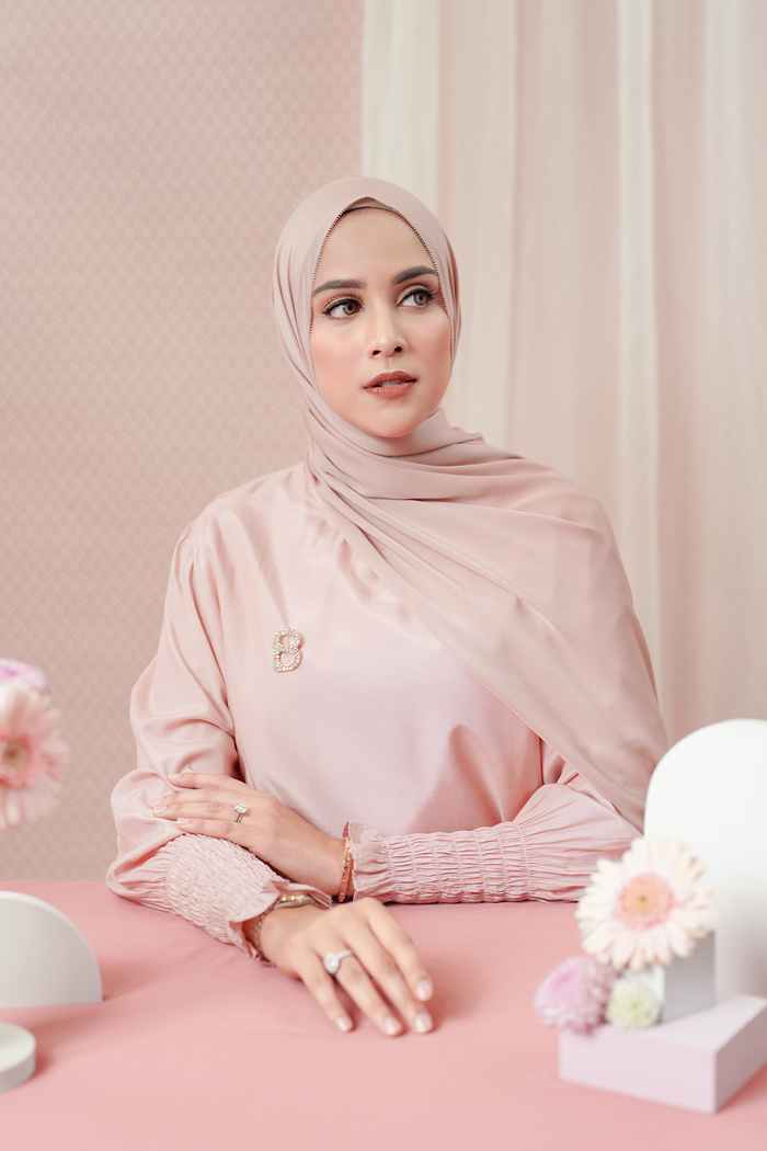 Zara Shawl - Cameo Rose