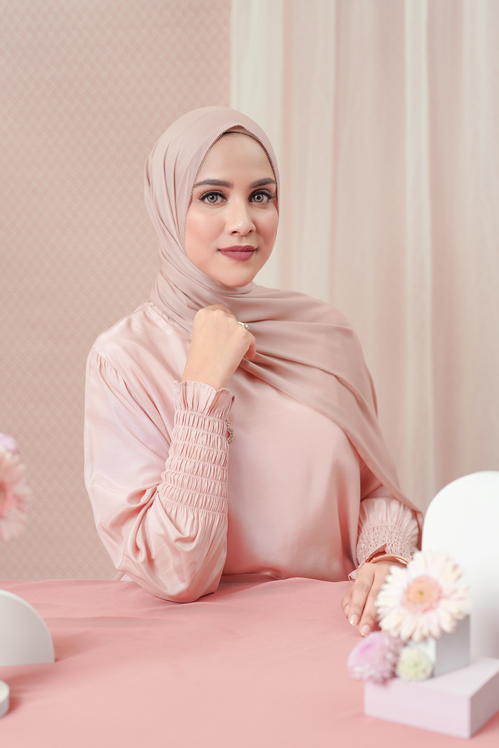 Zara Shawl - Cameo Rose
