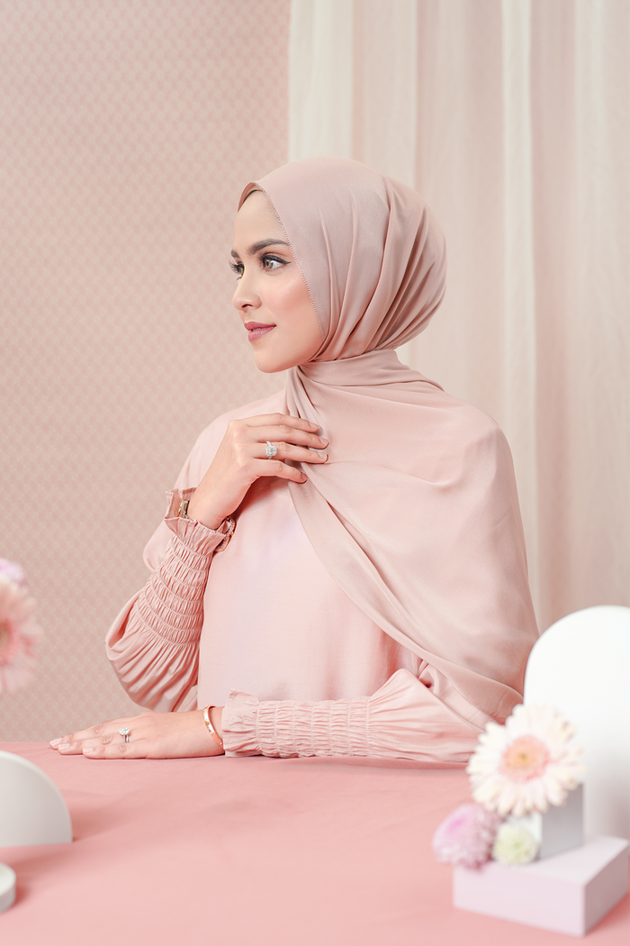 Zara Shawl - Cameo Rose